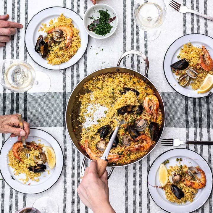 La Brigade de Buyer - Wholesale Pan - MINERAL B Carbon Steel Paella Pan4