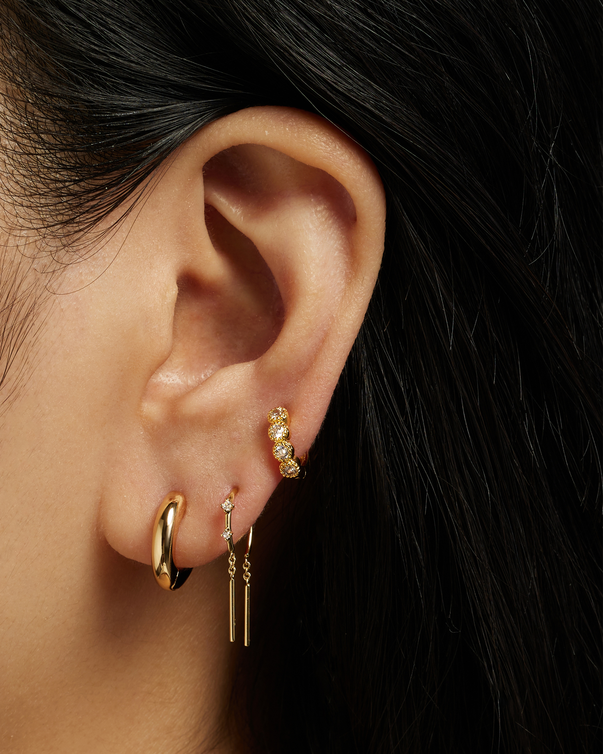 Mod + Jo – wholesale Huggieörhängen – Hilary Milgrain Huggies2