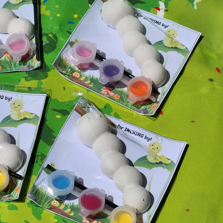 Snazzy Crayons - Wholesale Party Favor - Colorful Caterpillars: Kids' Paint Kit Party Favors