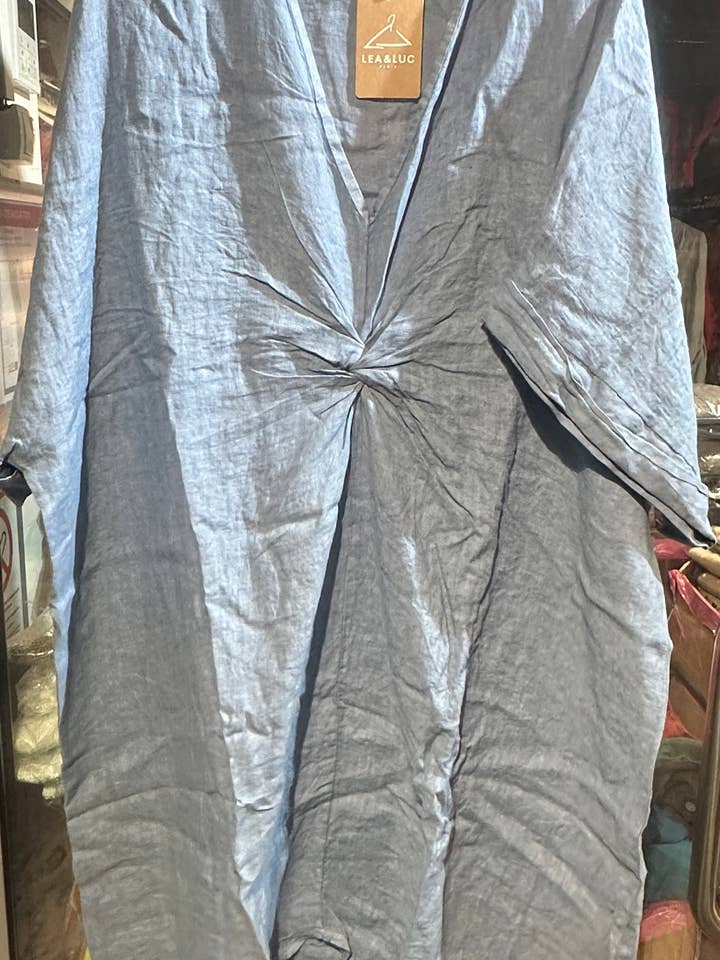 Lea & Luc - Grandes Tailles - Wholesale Dress - Women's - Plus size linen dress V neckline SKU 79099