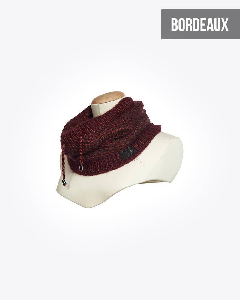 Fonem - Vendita all'ingrosso Sciarpa - Donna - Snood: storia e stile2