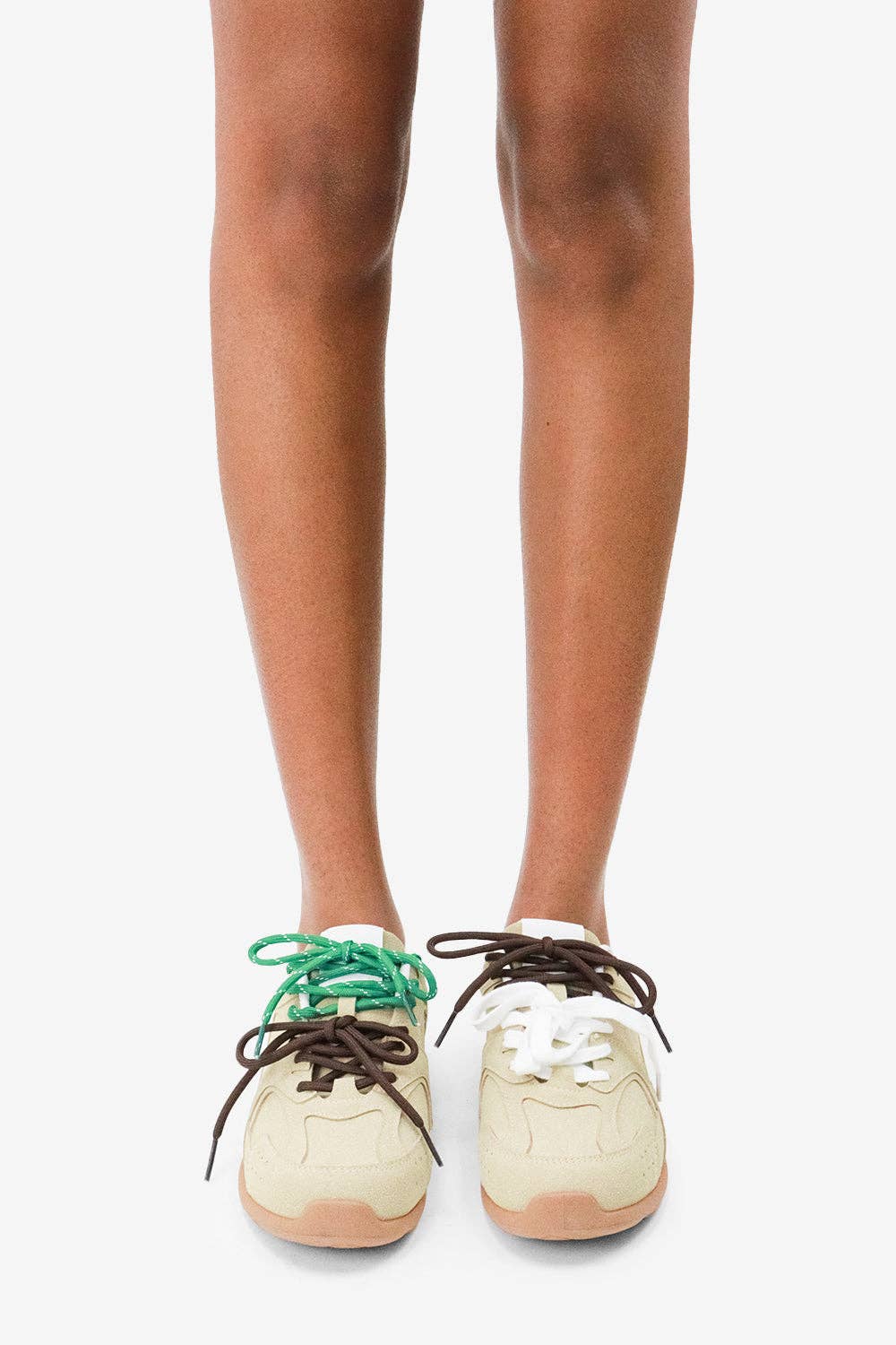 Lemonade Shoes - Wholesale Lifestyle trainers – Women′s - EXTRA MILE - Earth-Tone Chunky Sneakers w/ Contrast Lacing2