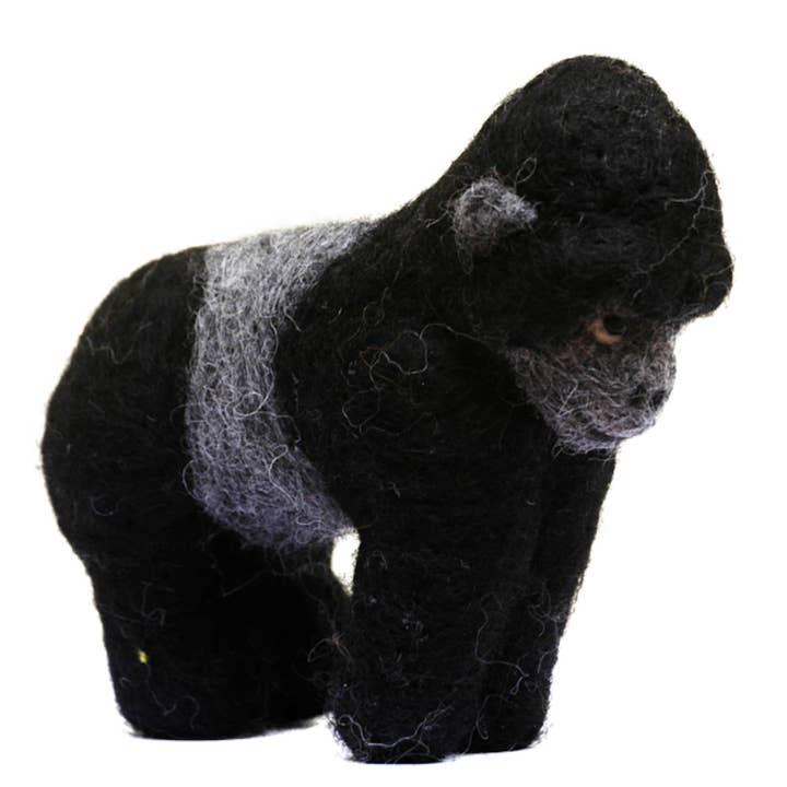 Gorilla - Ambachtelijk Handgevilt Alpaca Beeldhouwwerk voor wholesale door Lanart Alpaca