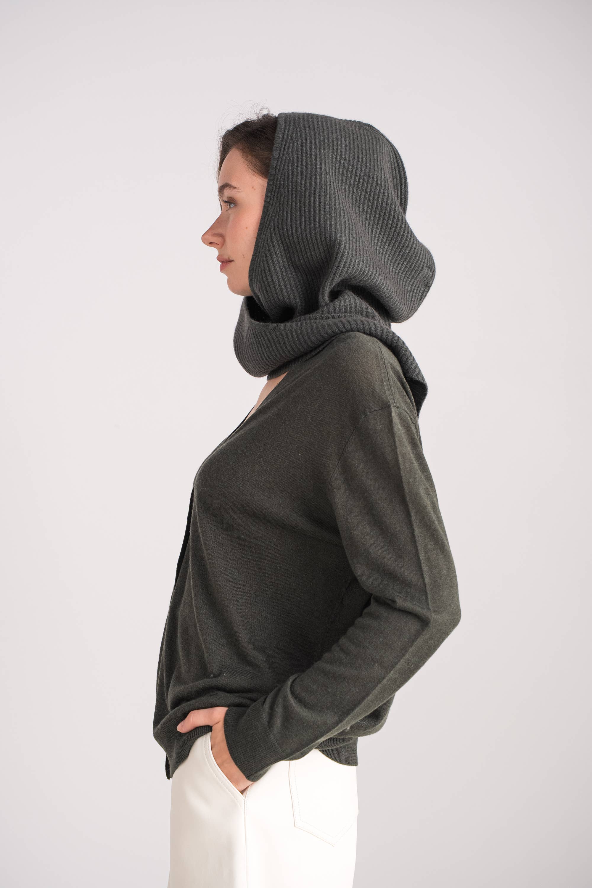 jw.atelier - Wholesale Balaclava - Women's - 100% cashmere balaclava10