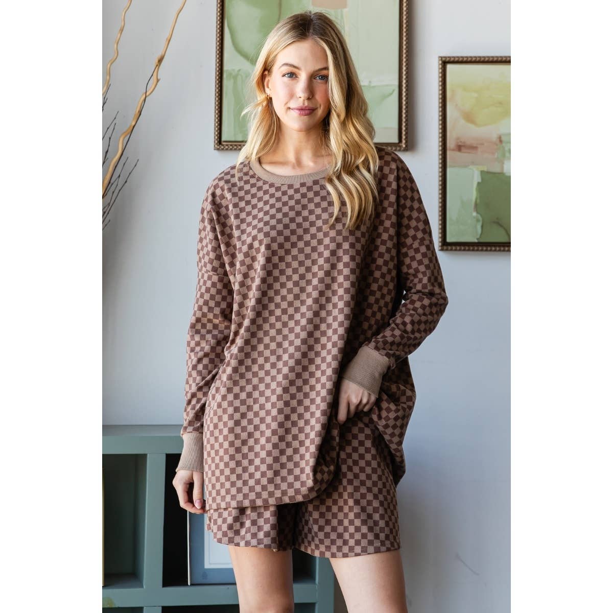 Veveret – Großhandel Loungewear-Set – Damen – Set aus kariertem Jerseytop und Shorts11