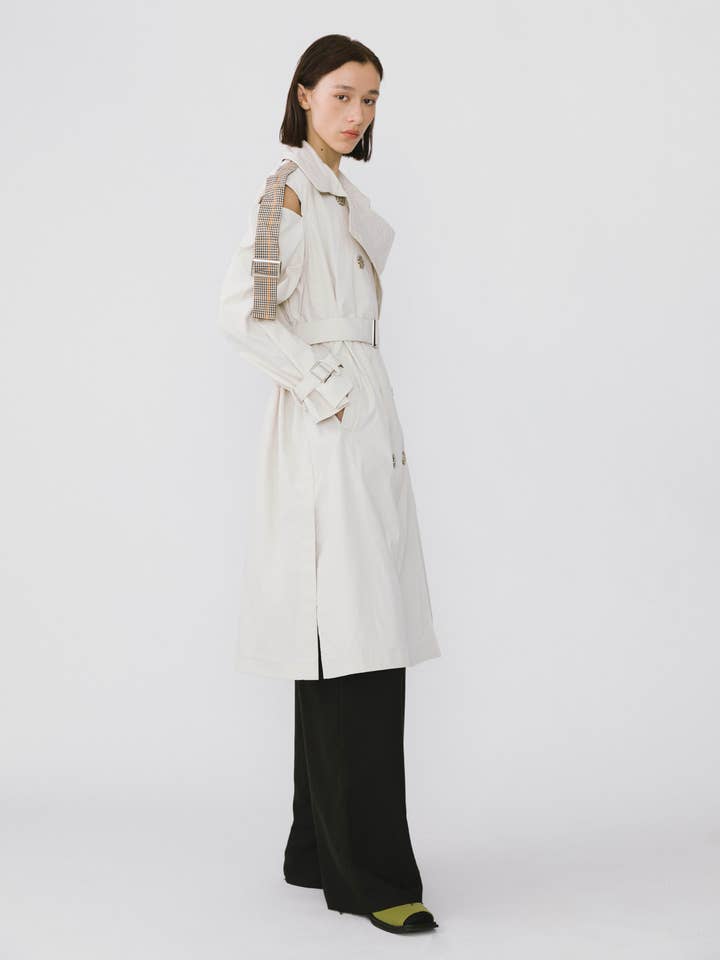 Beige Trench con spalle scoperte in vendita all'ingrosso su Faire