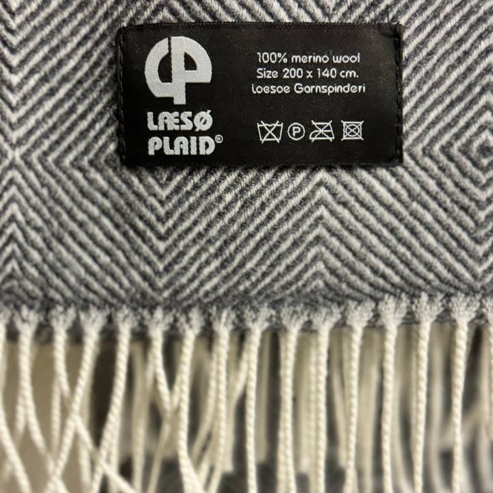 Rune-Jakobsen Design – Engroshandel Tæppe – Laesoe 100% Wool Plaid® - Hvidt tæppe