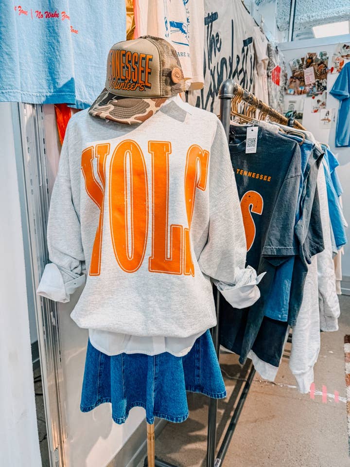 90's Tennessee VOLS Boxy Cotton Sweatshirt for wholesale by The Clandestine Underground