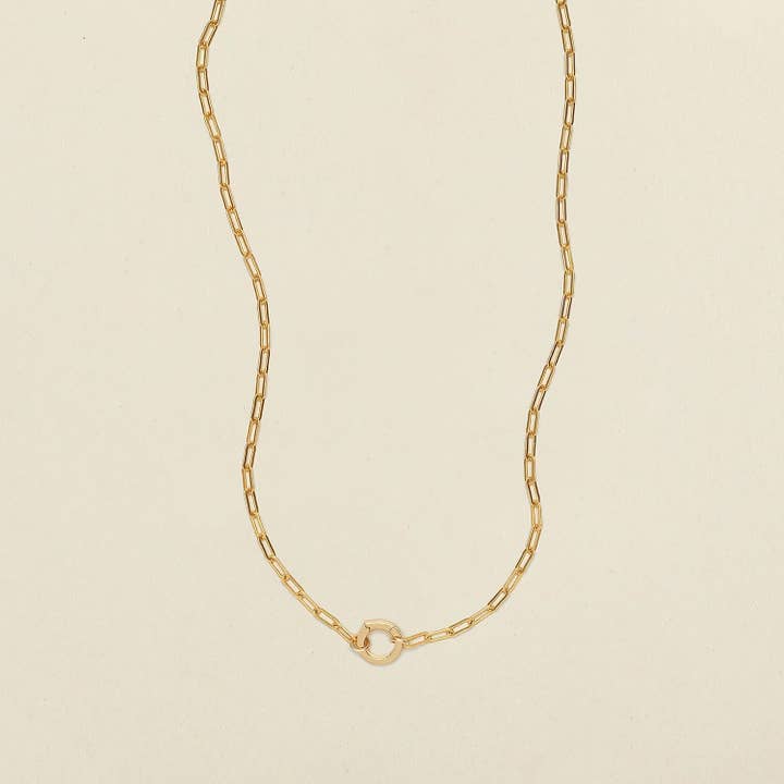 Collier Charme Jude pour la vente par Made By Mary