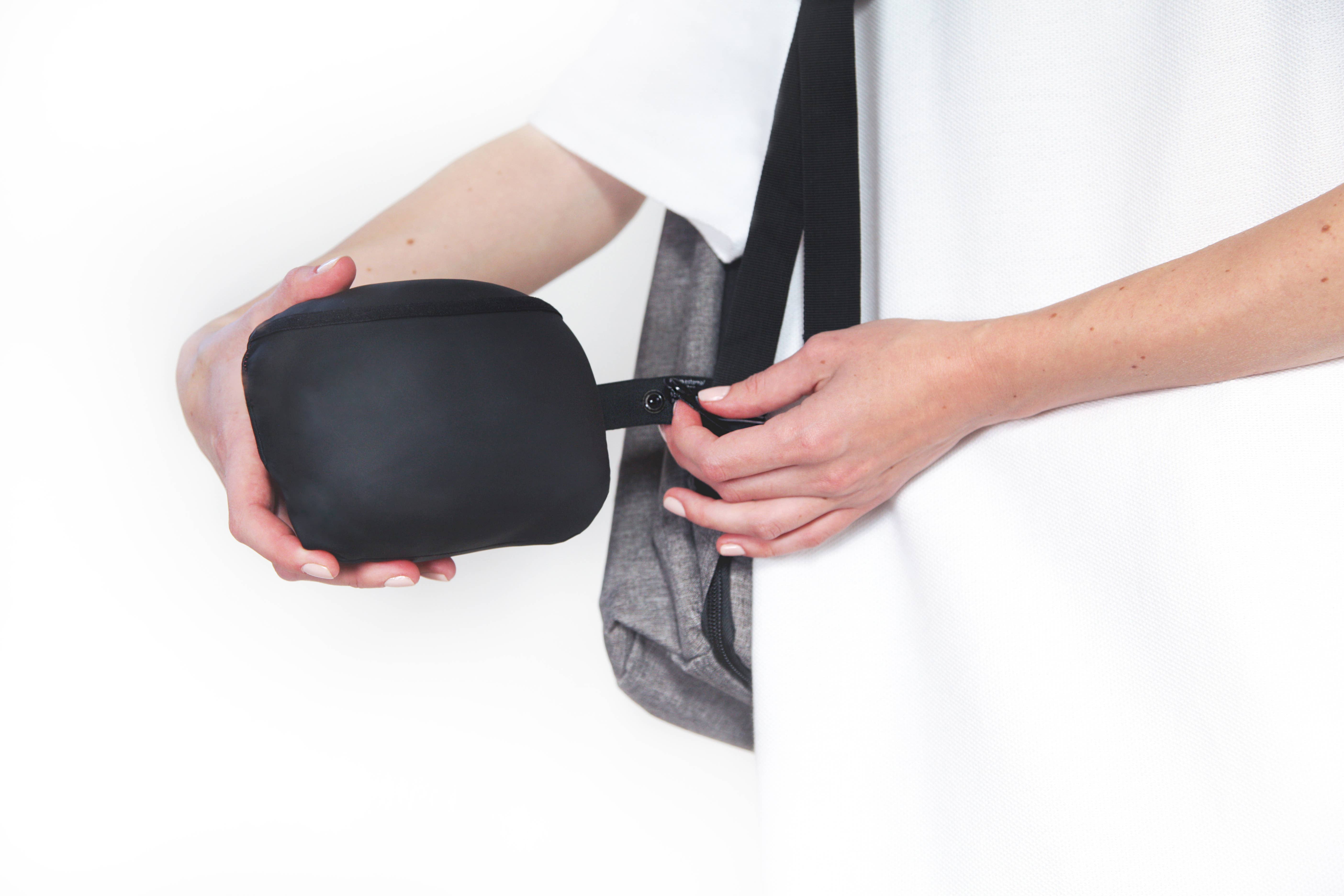 Banale – wholesale Travel pillow – Omni Pillow6