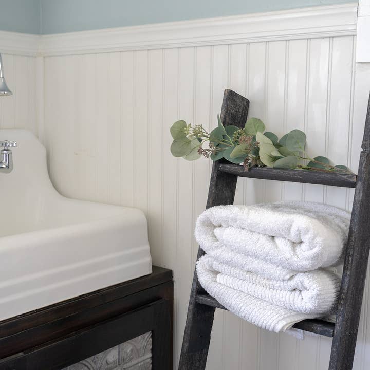 HomeRoots – wholesale Fristående hylla – 4 steg rustik svart trä stege hylla2