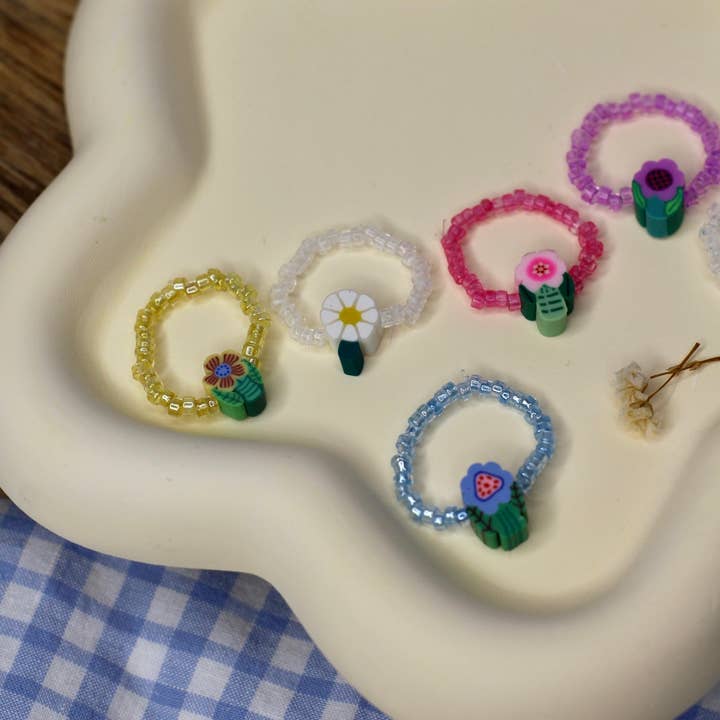 Meet me at the corner - Wholesale Band/Stacked Ring - Flower beaded ring10