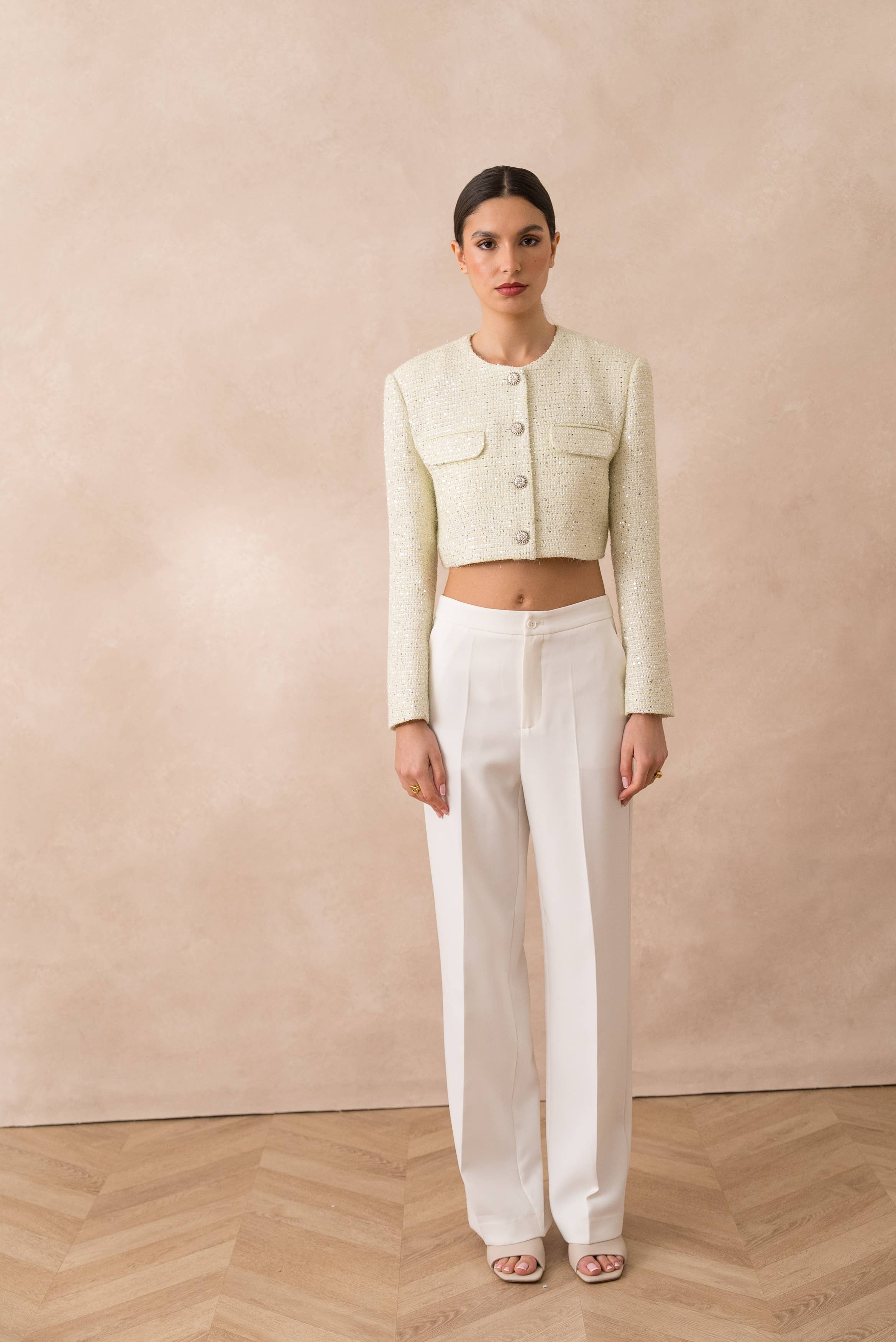 Attentif Paris – Großhandel Jacke – Damen – Kurze Tweedjacke mit Pailletten ohne Kragen16