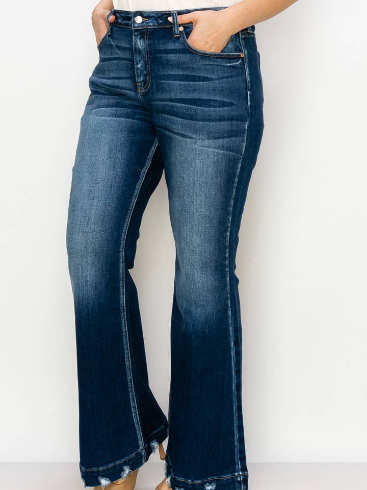 ARTEMIS VINTAGE - Wholesale Jeans - Women's - PLUS SIZE MID RISE SUPER FLARE W/ DISTRESSED WIDE HEM JEANS