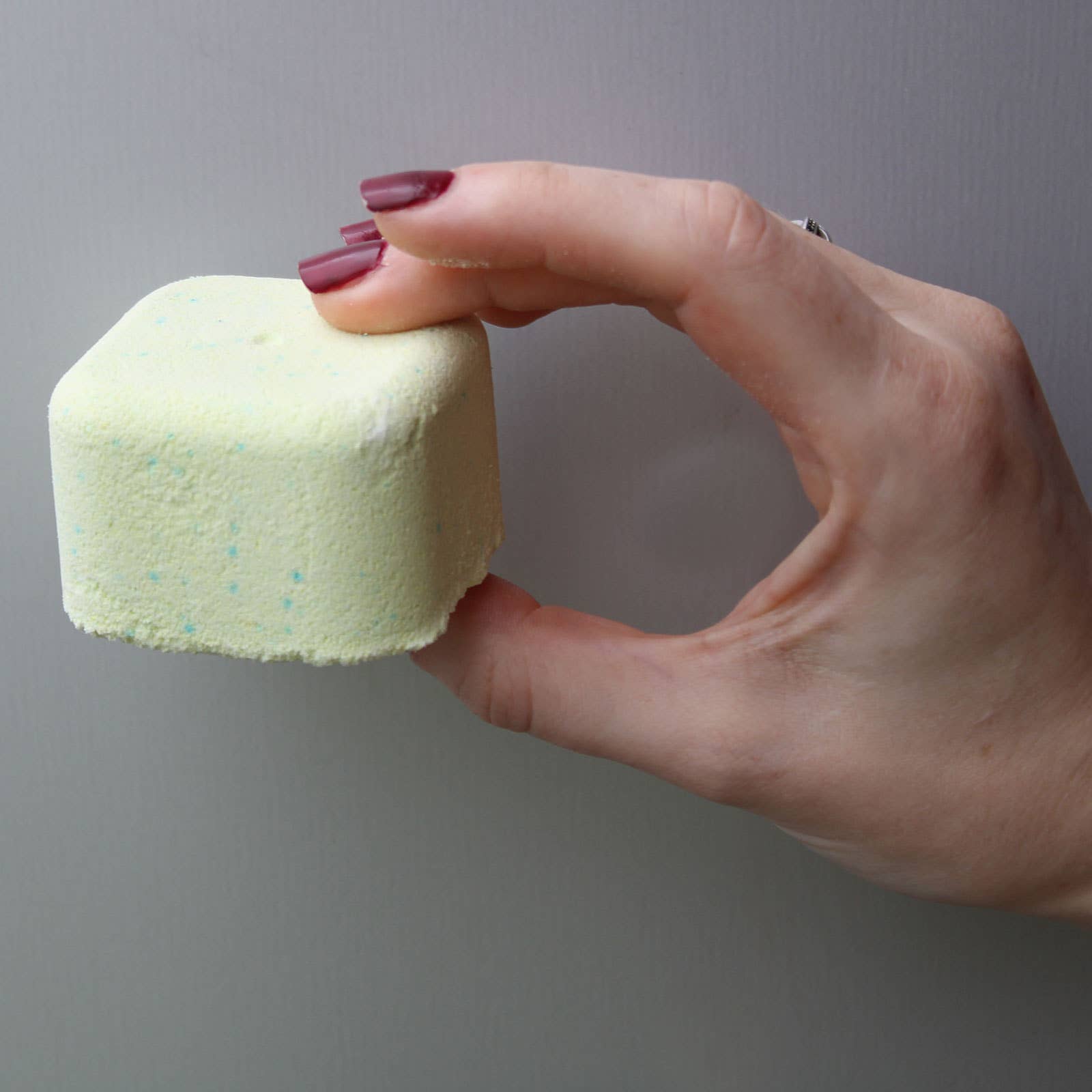 AWGifts Europe – Engroshandel Brusefordamper/bombe – Aromaterapi Shower Steamer 80g - Post-Workout1