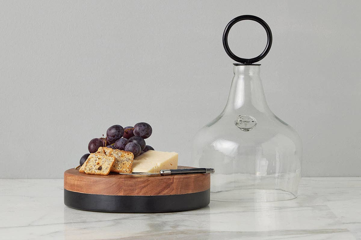 etúHOME – wholesale Decorative tabletop object – Glass Cloche Food Cover, Black Ring Handle, Small1