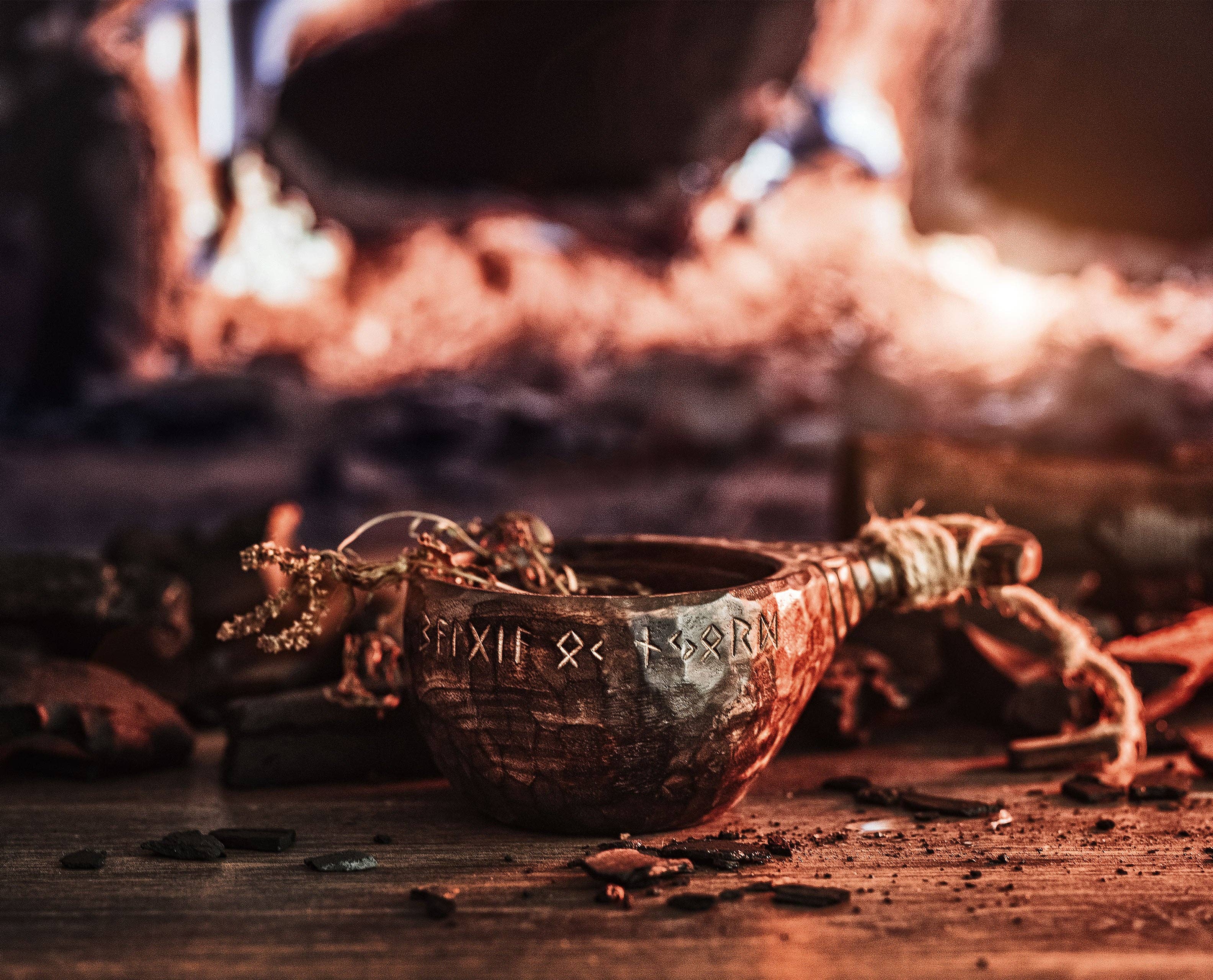 Norse Tradesman – wholesale Dricksglas och koppar – Träkuksa - handgjord historisk kåsa från Norse Tradesman2