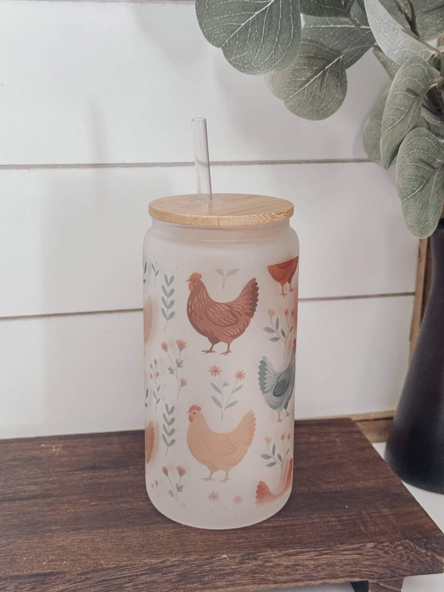 Emma K Designs - Wholesale Drinking Glass/Cup - Chicken 16oz Glass Cup with Bamboo Lid6