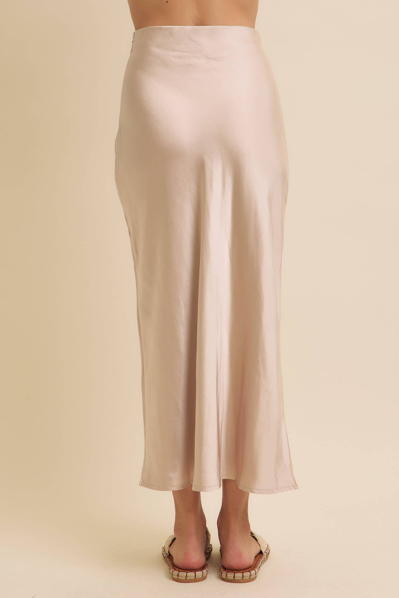 in february - Wholesale Skirt - Women's - HIGH QUALITY THICK SILKY SATIN BIAS CUT MAXI SKIRT10