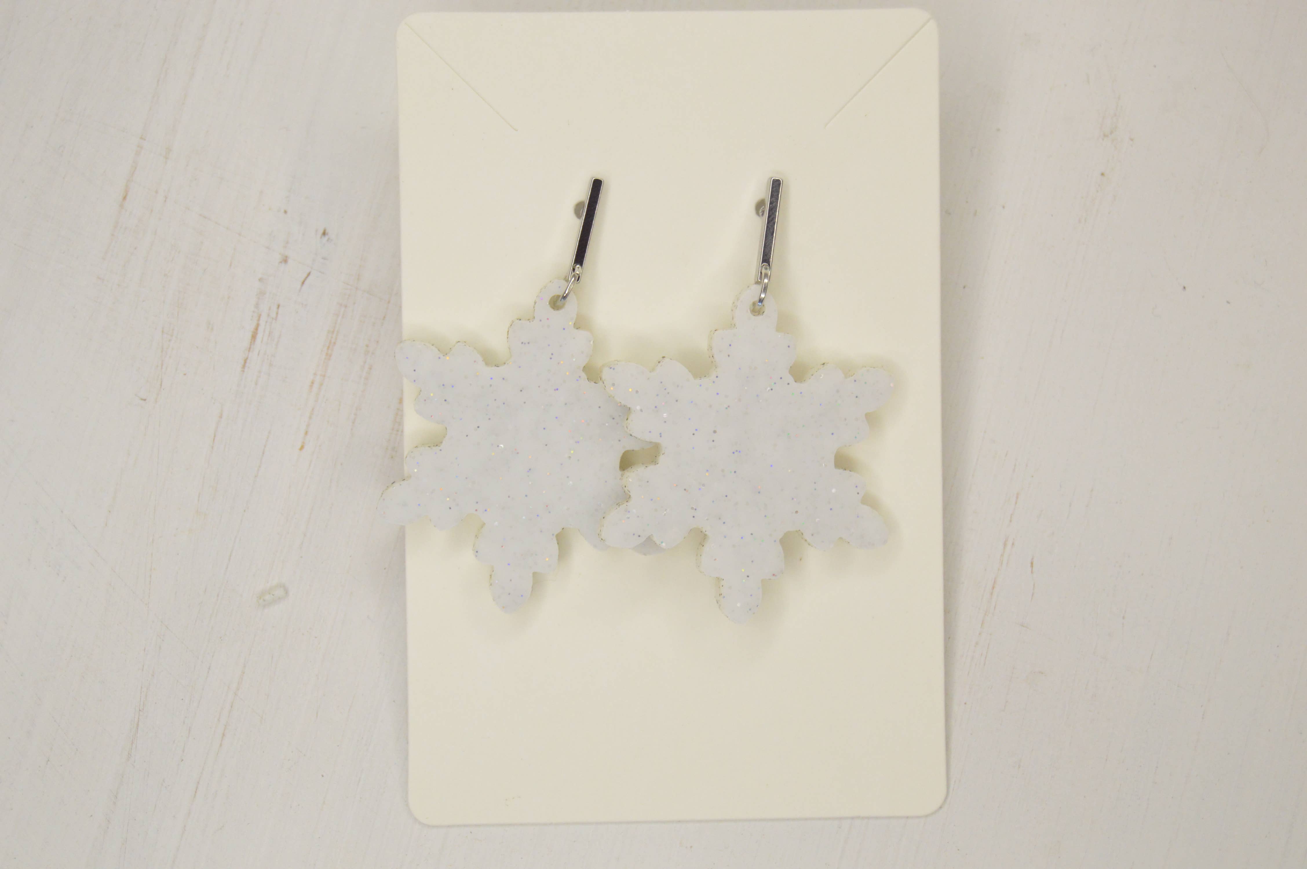 The Adorned Fox – wholesale Dangle earrings – Snowflake Glitter Earrings, Winter Acrylic Earrings4