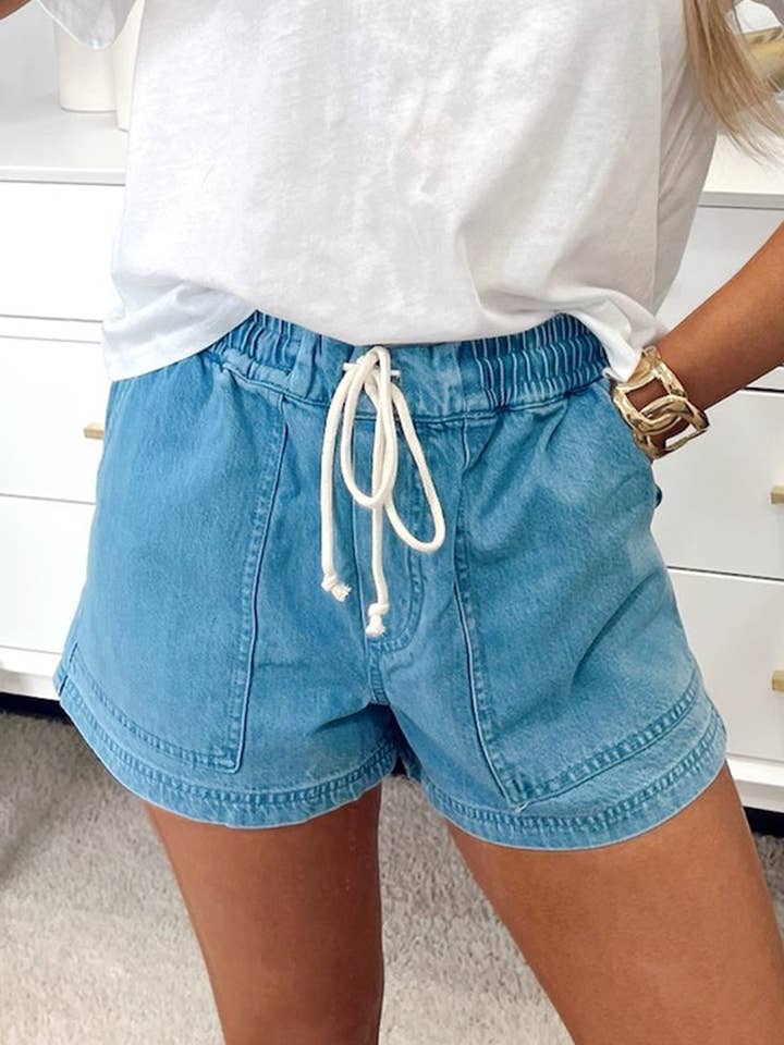 Beau Blue Contrast Drawstring Elastic Waistband Denim Shorts for wholesale on Faire1