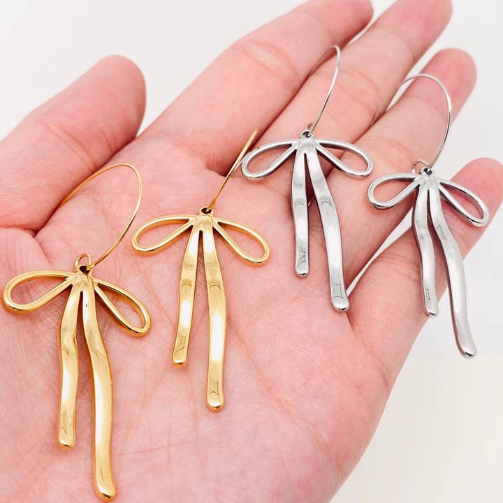 Mio Queena - Wholesale Dangle Earrings - 18k Gold Stainless Steel Bow Dangle Earrings - FGS