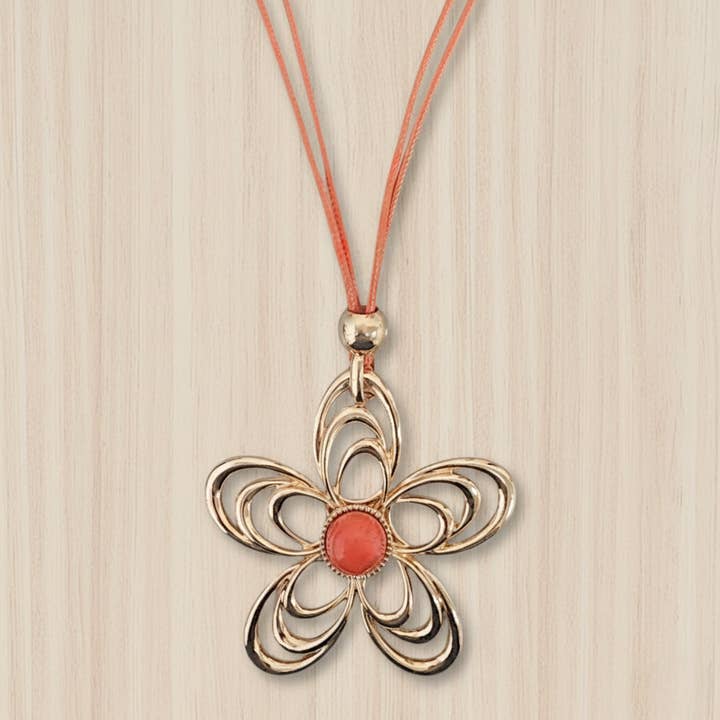 Vintage Coral Starfish Pendant Necklace | Statement Jewelry for wholesale by Bijoux Envie Statement Jewelry