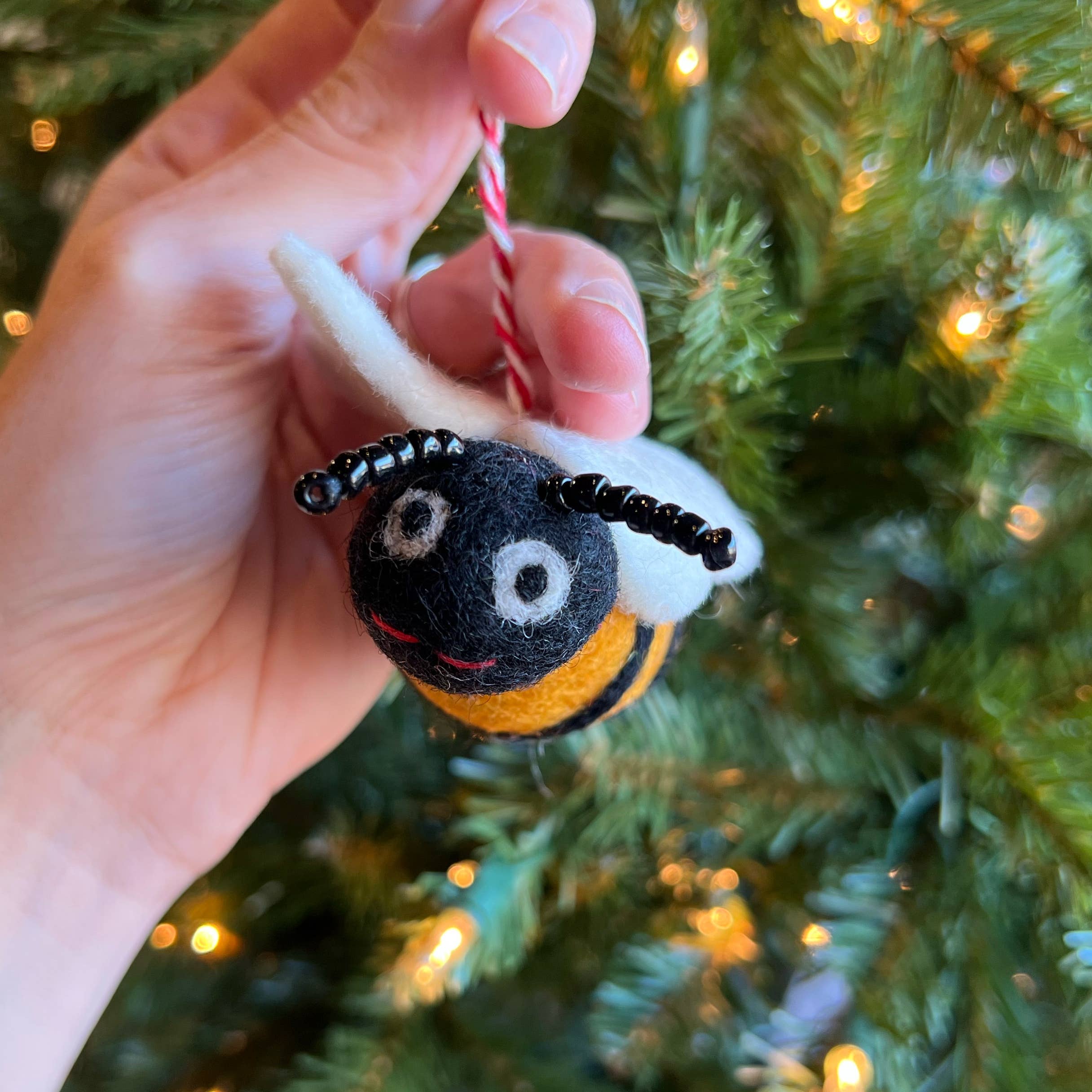 Ornaments 4 Orphans – wholesale Ornament – Bee Felt Wool Christmas Ornament3