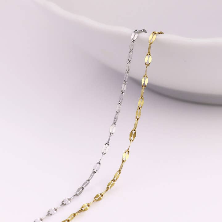 WJW - Wholesale Craft Supplies - 2mm Stainless Steel Lip Chain By The Foot