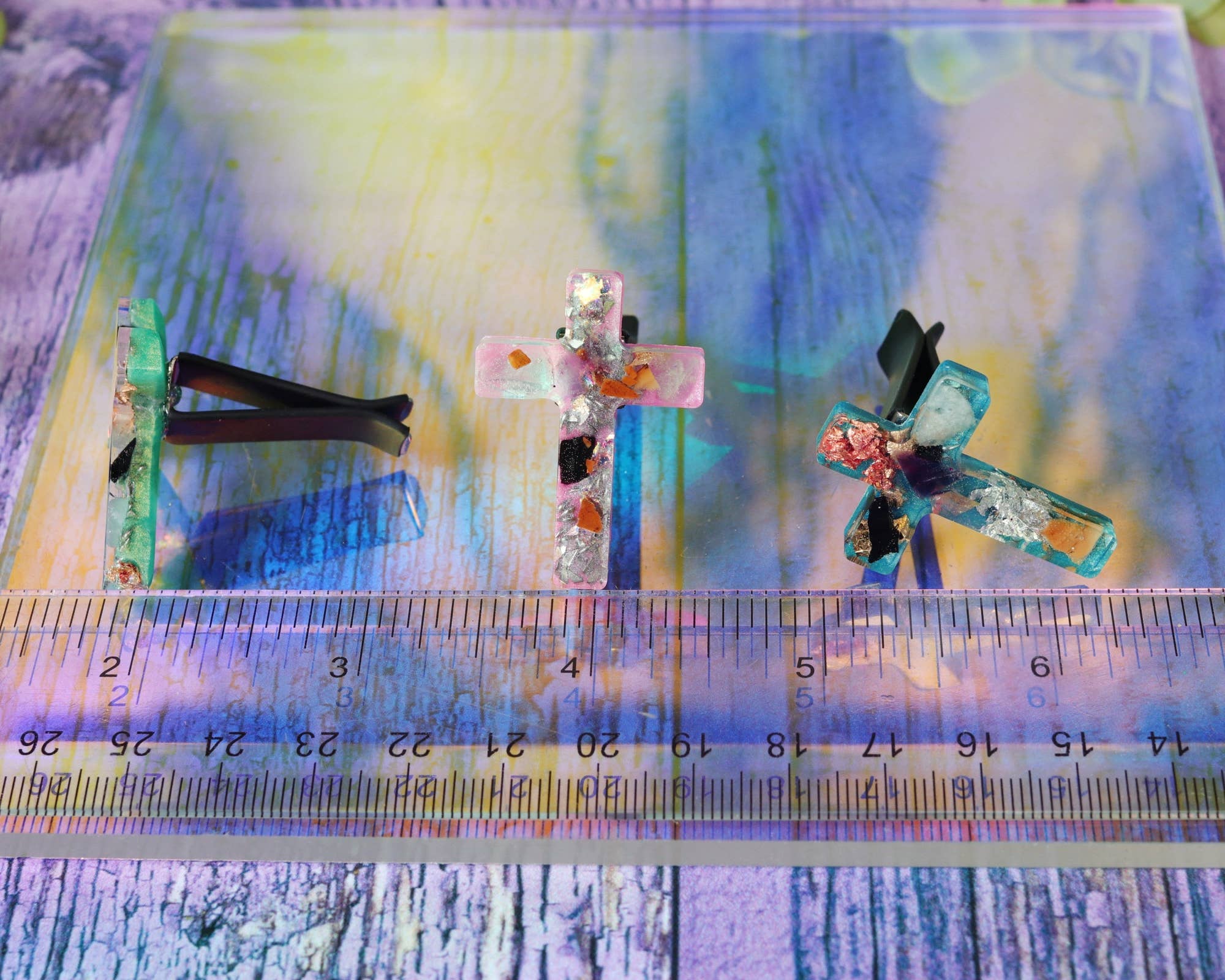 Lucky Luna – wholesale Car Decorative Charm - Unisex – Crystal Cross Car Vent Clip for Travel Anxiety & Protection3