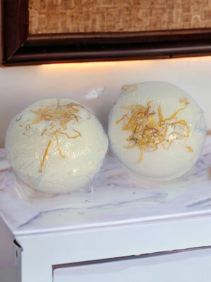 Cedarwood Atlas for wholesale by Divaspa