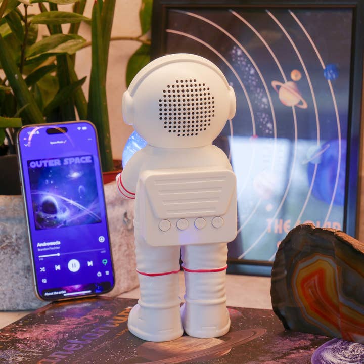 Steepletone UK Ltd – wholesale Speakers – Space Sound - Astronauate Bluetooth Speaker and Mood Light4
