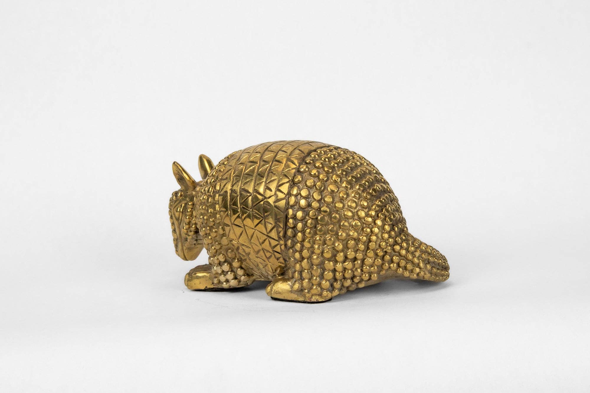 PRIZE - Wholesale Sculpture - Armadillo Sculpture in Brass2