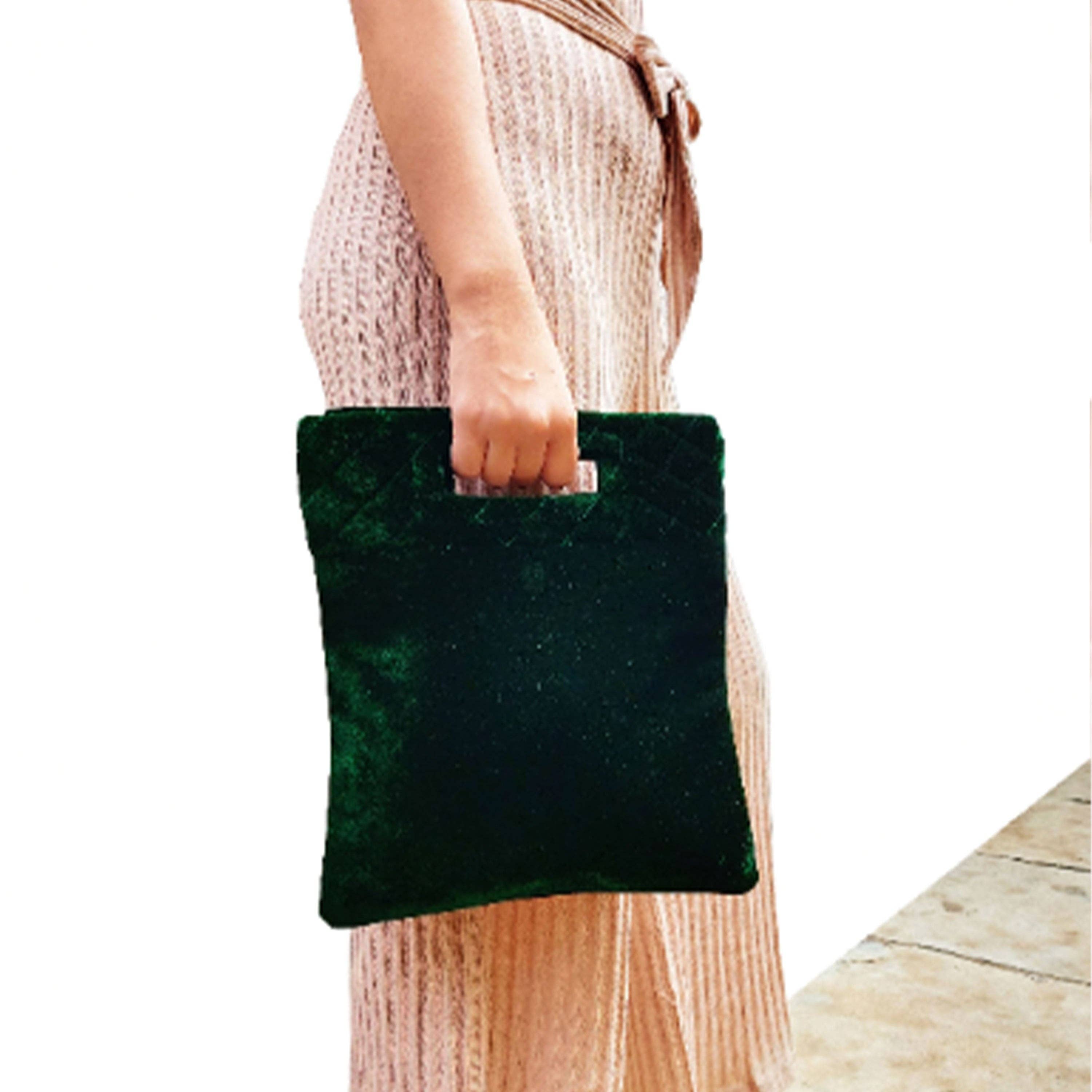 Amore Beauté - Wholesale Clutch - Dames - Groene Fluwelen Monogram Tas, Monogram Shopper, Monogram Tassen, Cadeaus voor de Aanstaande Bruid, Gepersonaliseerde Fluwelen Clutch, Nieuwjaar2