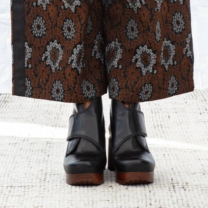 Ingela Black for wholesale on Faire4