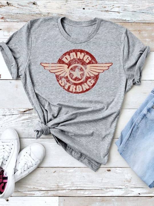 Maglietta Dang Strong per la vendita all'ingrosso da parte di Dang Chicks