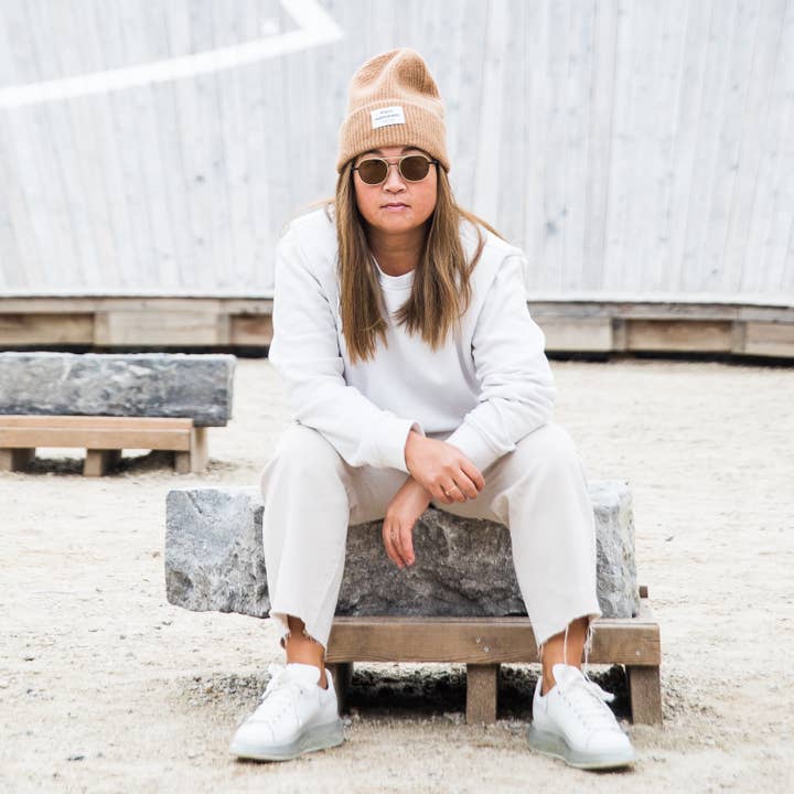 silver black gold WATTS for wholesale on Faire3