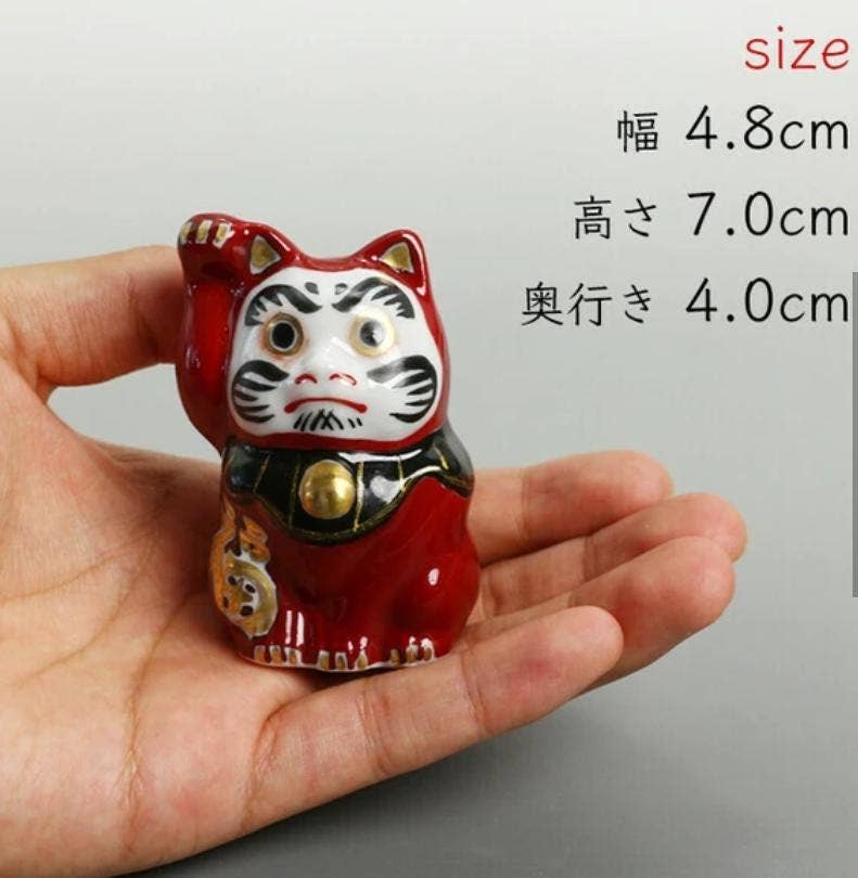 TheKutaniAtelier – wholesale Decorative figurine – Kutani Ware Maneki Neko Daruma Cat Porcelain Figurine1