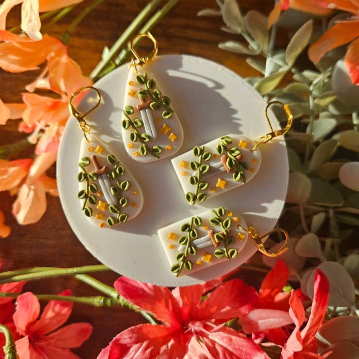 Épées Fantaisie - Base Scintillante pour la vente par Pinky Creates