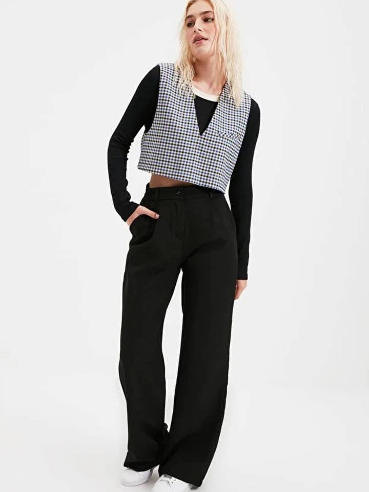 Pantalones de tela tejida de pierna ancha y cintura alta con pliegues para venta al por mayor de Hoxton Gal