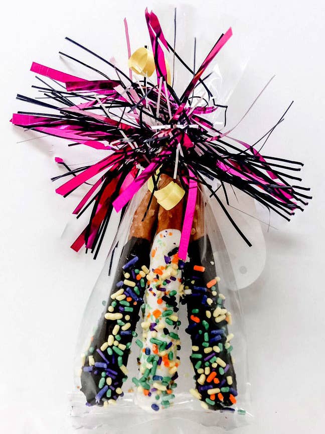 Halloween 3pk Pretzel Rod for wholesale by Yo Pop Yummies