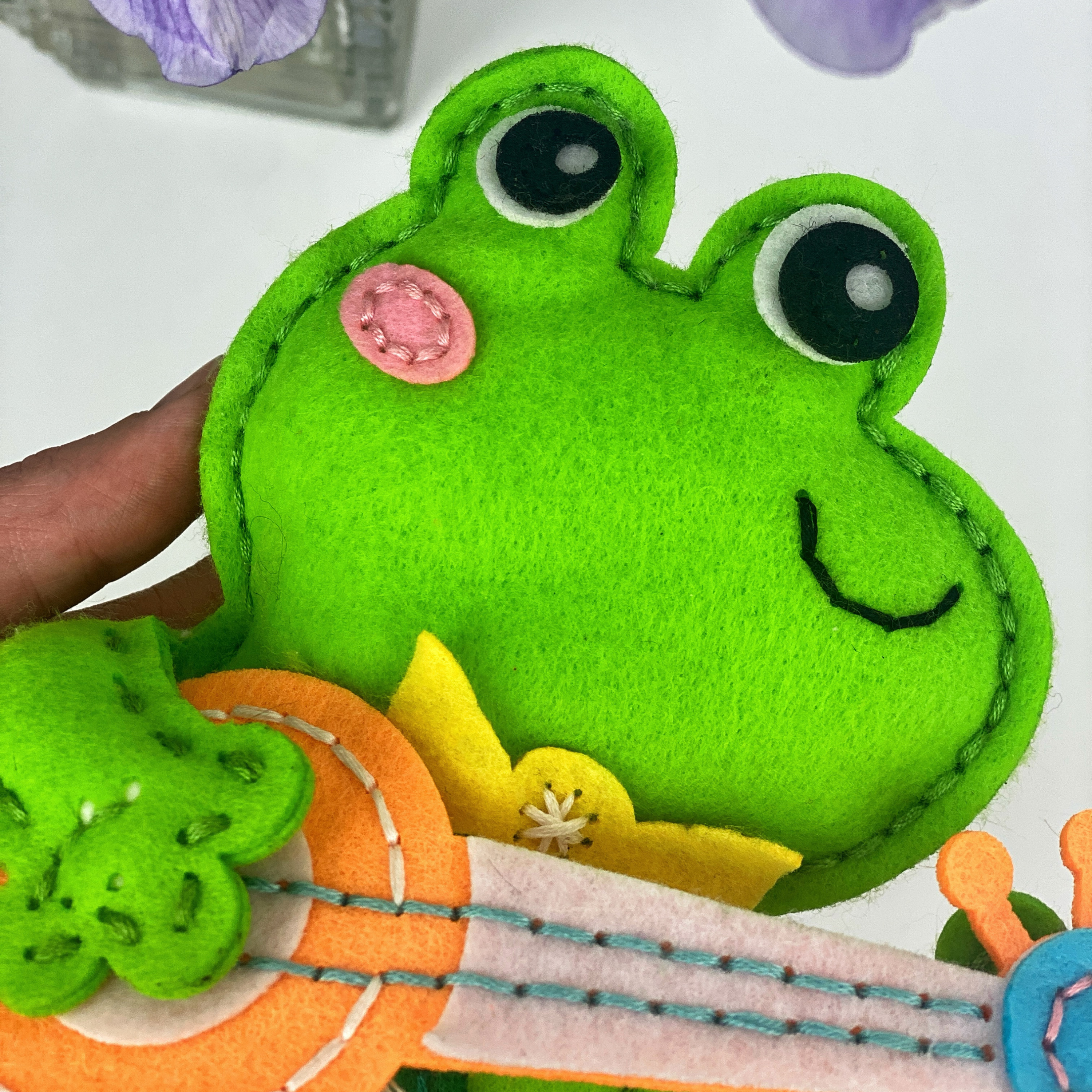 Fainotoys - Wholesale Toy Set - Kids - APLI Krapli - APLI Krapli Sewyourself Felt Toy Kit Frog Precut Felt Stuffing Thread & Safe Needle Ages 6+4