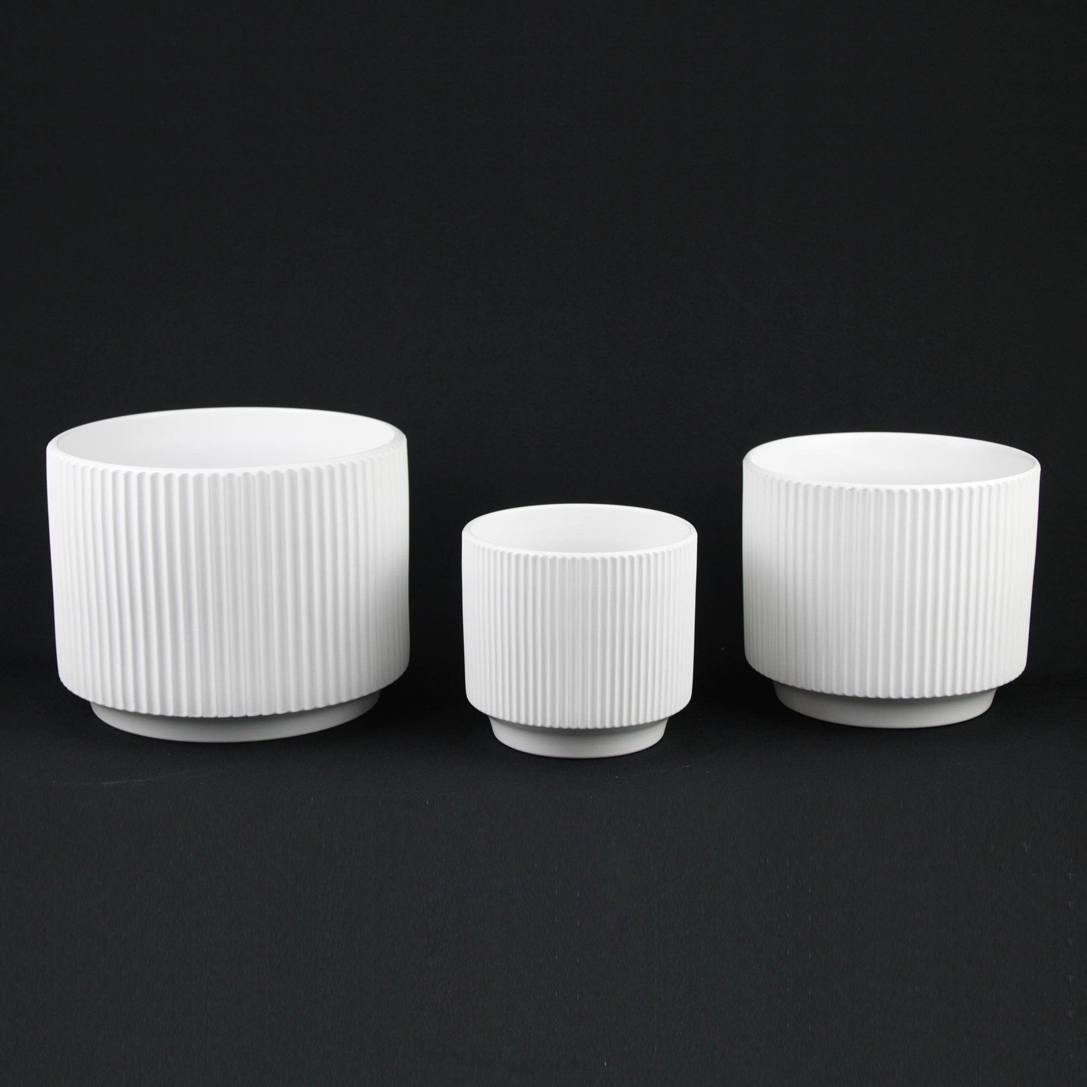 Florinia - Wholesale Plant Pot - 3-Piece White Stoneware Planter Pot Set with Ribbed Texture3