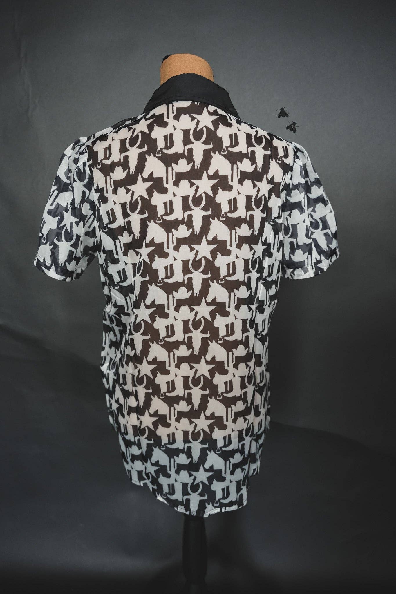 2 Fly Co - Wholesale Button Down Shirt - Women's - CAUSE IT'S ICONIC9