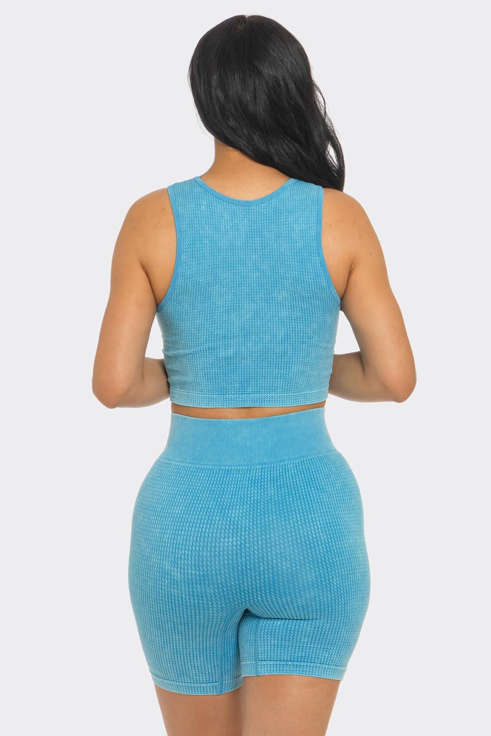 Lime All the Time – wholesale Mjukisset – Dam – Set med 2 delar: kort croptopp och cykelshorts i mineralwash5