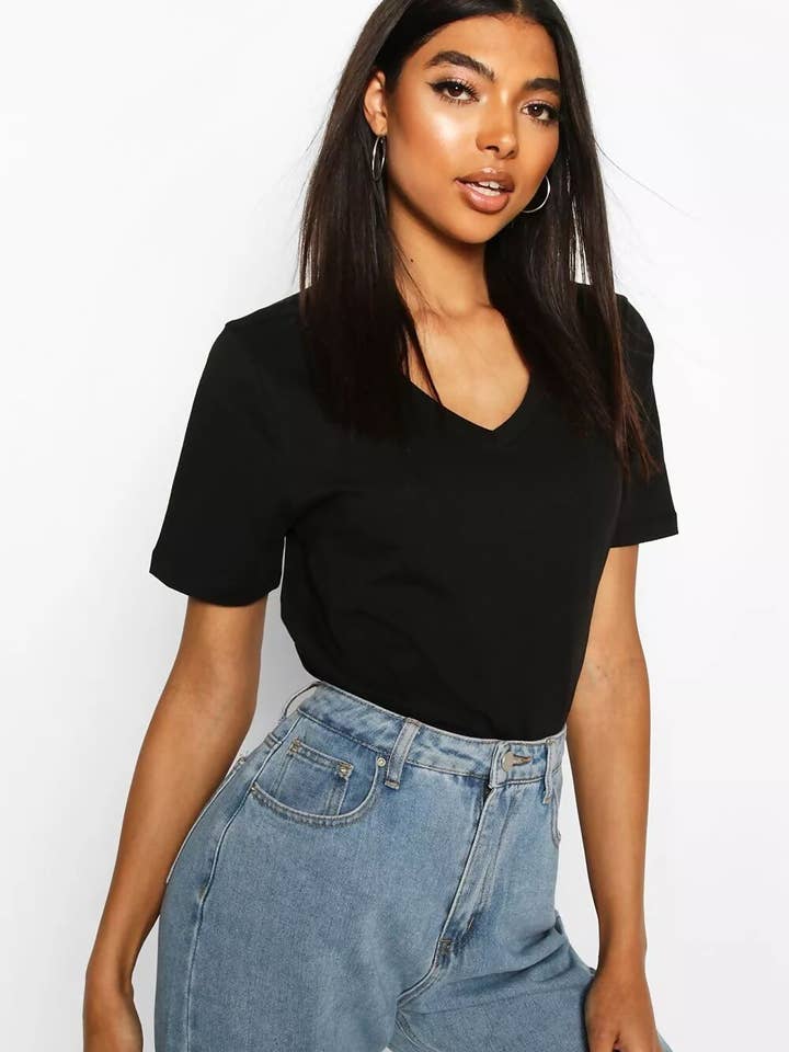 J5FASHION – wholesale T-shirt – women's – BASIC V NECK TEE