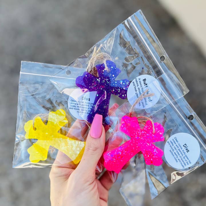 Mini croix de Pâques désodorisant voiture pour la vente par Southern Creek Wholesale