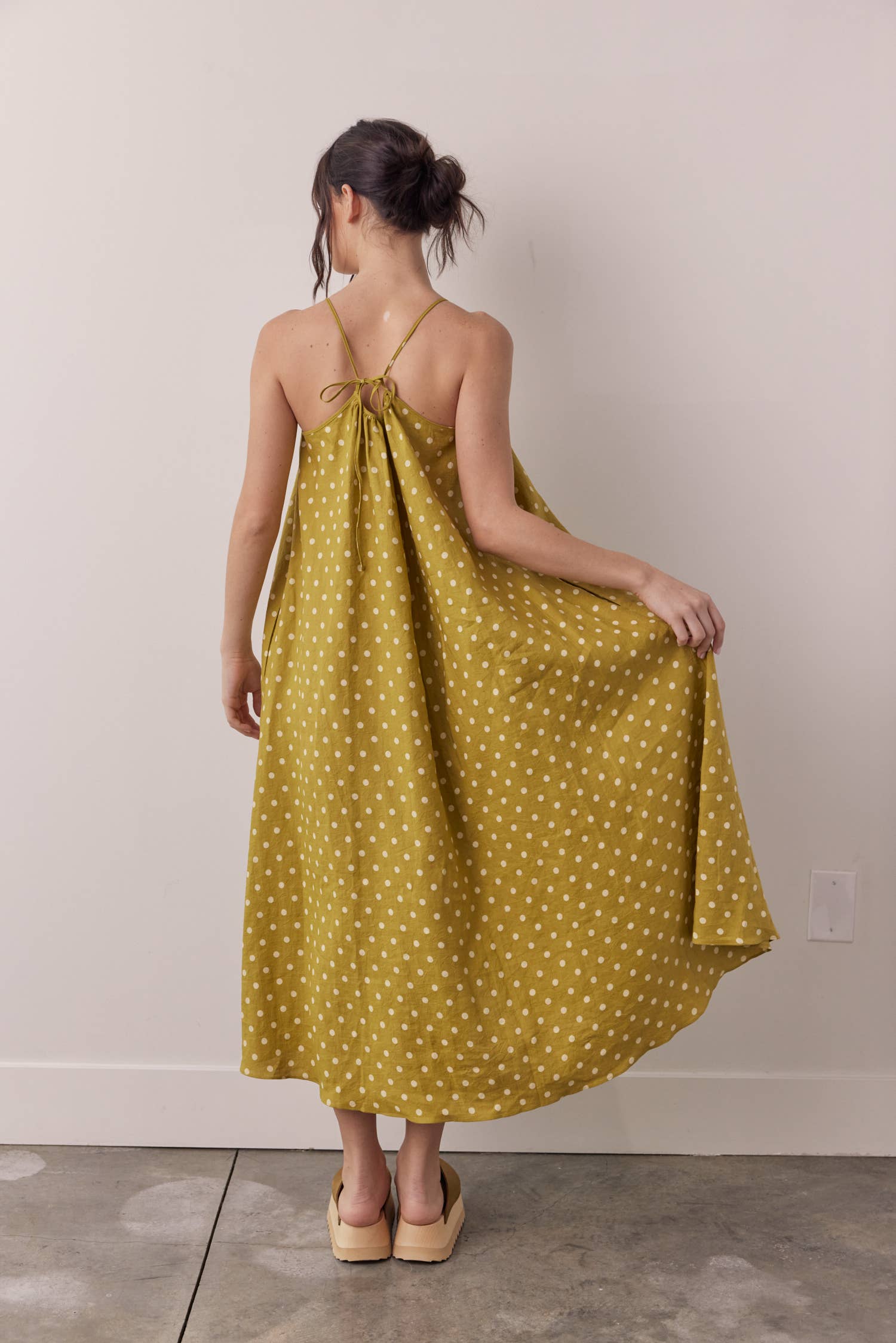 Moss Linen Polka dot back tie ankle dress for wholesale on Faire9