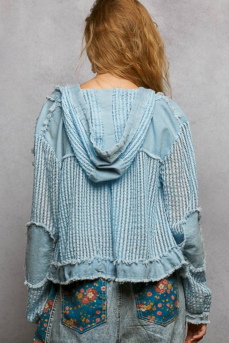 Pol Clothing - Vente Chemise à col boutonné – femme - Vente de chemise à capuche ouverte avec boutons et poches avant.31