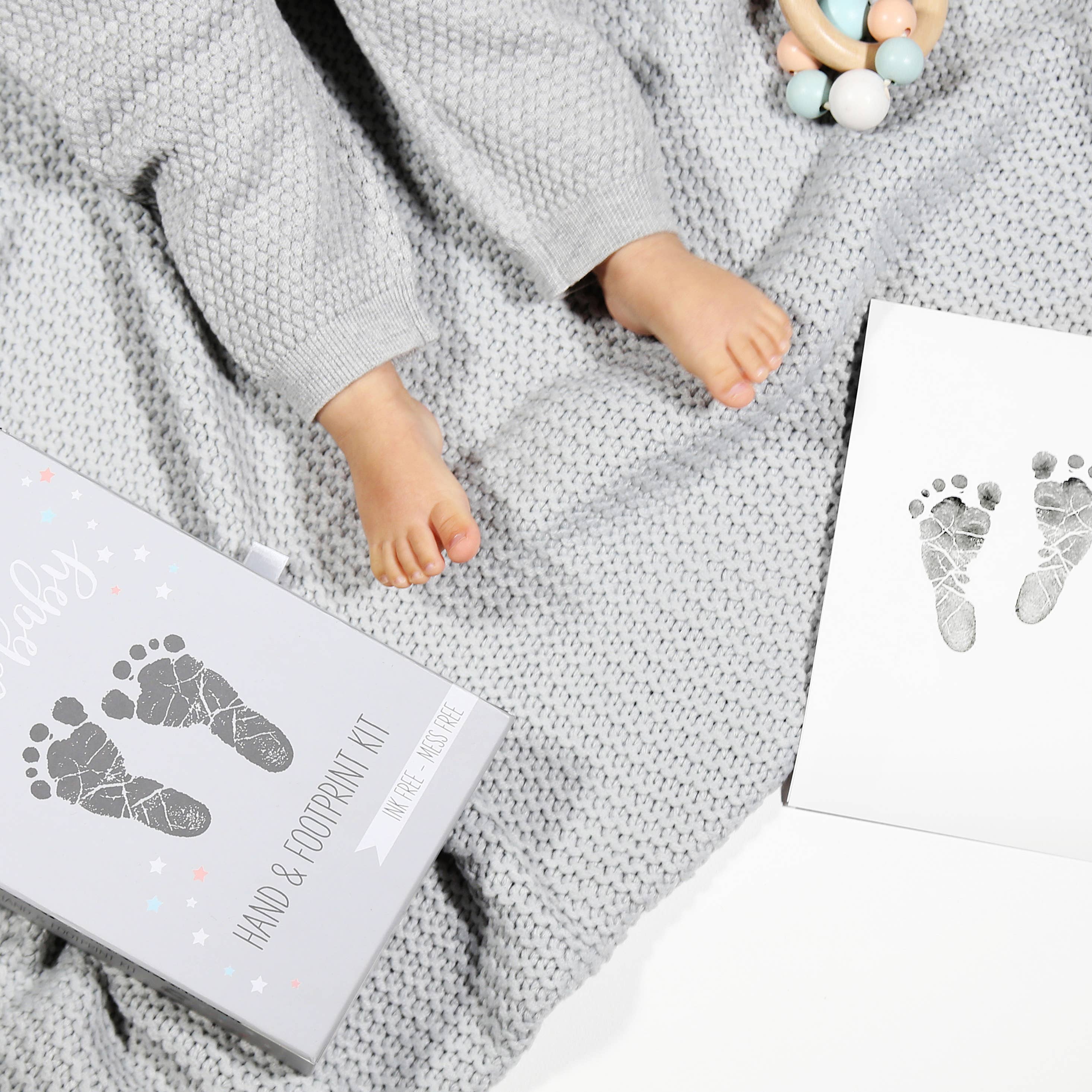 HELLO BOO – wholesale Hand & footprint kit – Child & baby – New Baby Inkless Hand & Footprint Kit Luxury Gift Boxed5